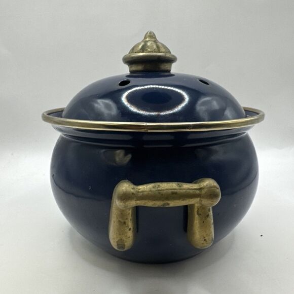 Vintage Brass and Enamel Blue Garlic Candle Pot with Vented Lid Brass Handles - Picture 6 of 8